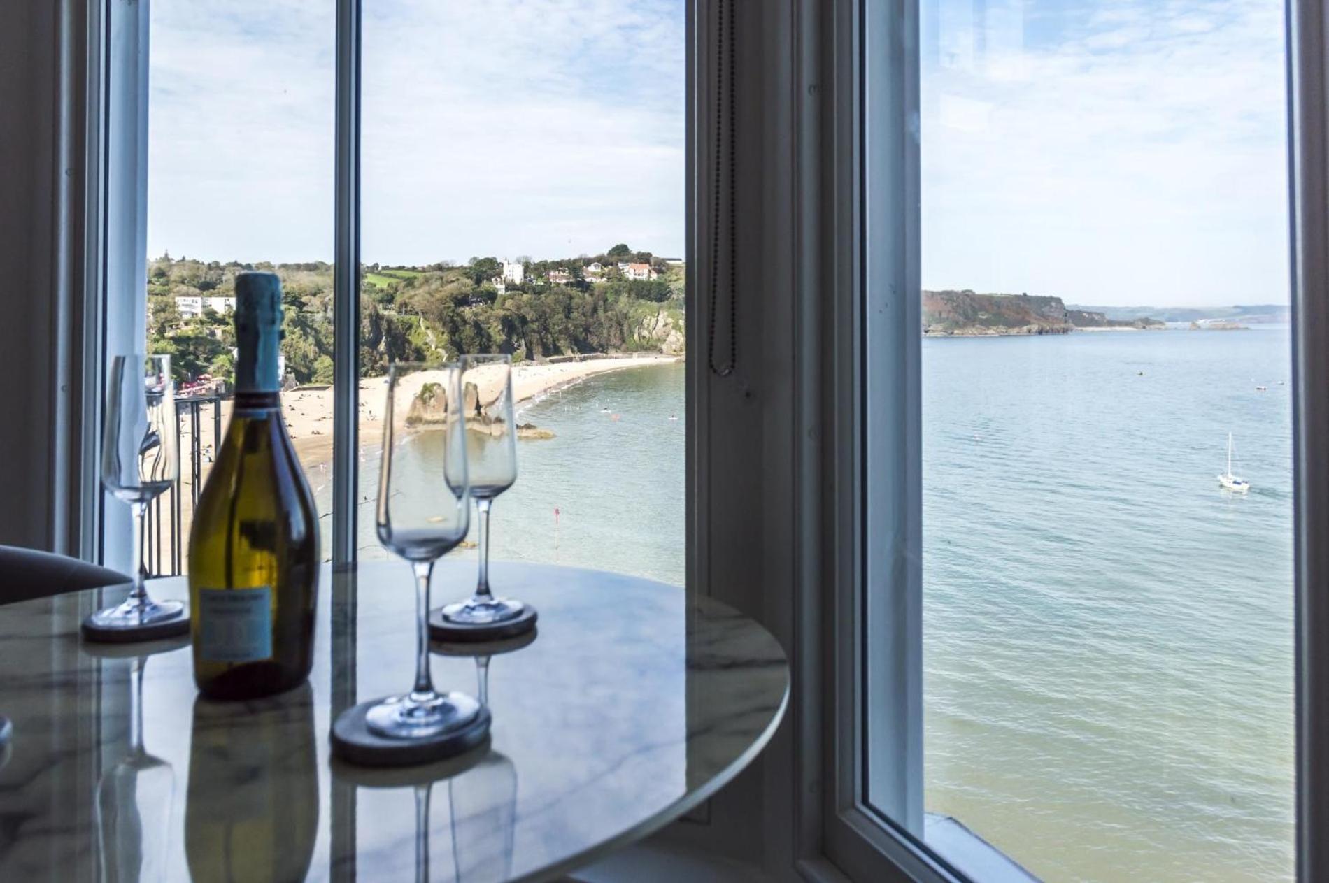 Pieces Of Eight - 2 Bedroom Apartment - Tenby - Exterior photo