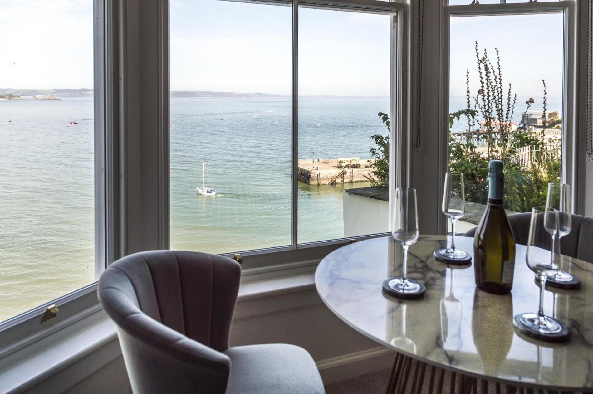 Pieces Of Eight - 2 Bedroom Apartment - Tenby - Exterior photo